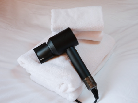 ドライヤーやアメニティもご用意ございます